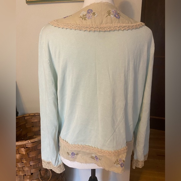 J. Jill Floral Embroidered Beige and Light Blue Women's Sweater - Picture 7 of 10
